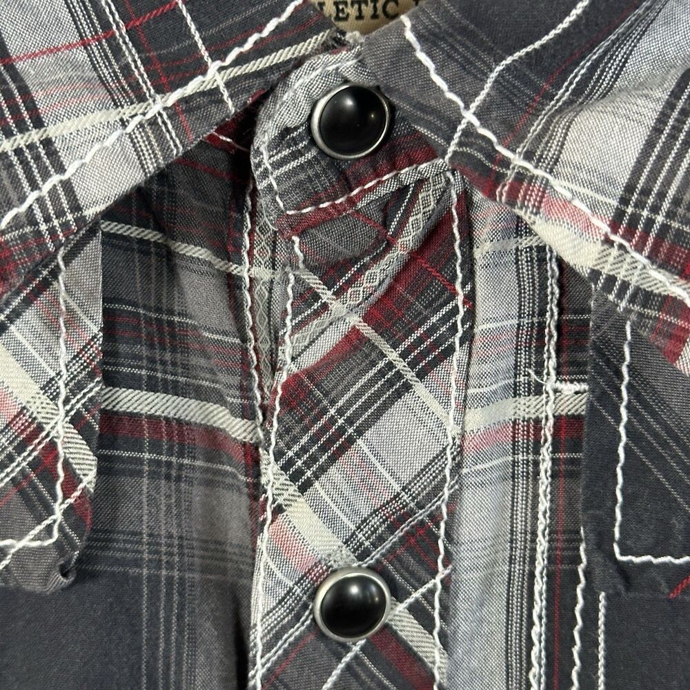 BKE Buckle Plaid Shirt Men’s XL Pearl Snap Athletic Fit Western Cowboy Red Black - Picture 10 of 14